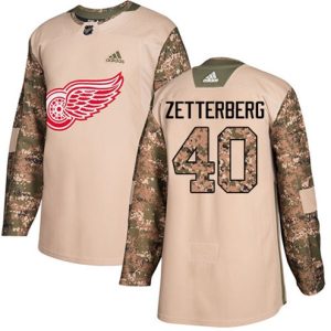 Maend-NHL-Detroit-Red-Wings-Troeje-Henrik-Zetterberg-40-VAuthentic-Camo-eterans-Day-Practice