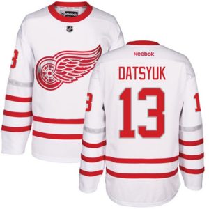 Maend-NHL-Detroit-Red-Wings-Troeje-Pavel-Datsyuk-13-Reebok-Hvid-2017-Centennial-Classic