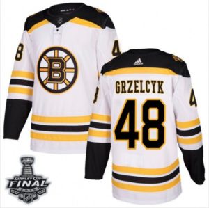 Matt-Grzelcyk-Bruins-Ude-Hvid-2019-Stanley-Cup-Final-Stitched