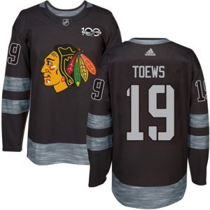 NHL-Jonathan-Toews-Authentic-Maend-Sort-Chicago-Blackhawks-Troeje-19-1917-2017-100th-Anniversary