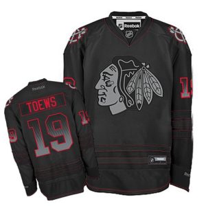 NHL-Jonathan-Toews-Authentic-Maend-Sort-Reebok-Chicago-Blackhawks-Troeje-19-Accelerator